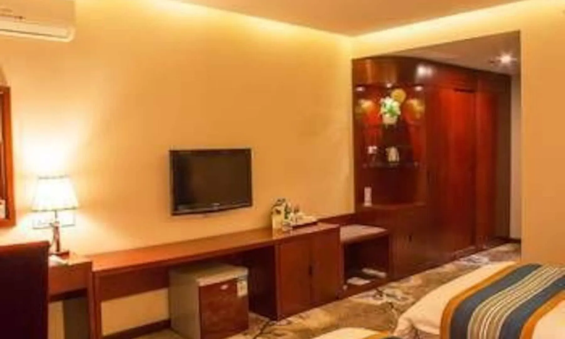 Yinhe International Hotel Zhengzhou